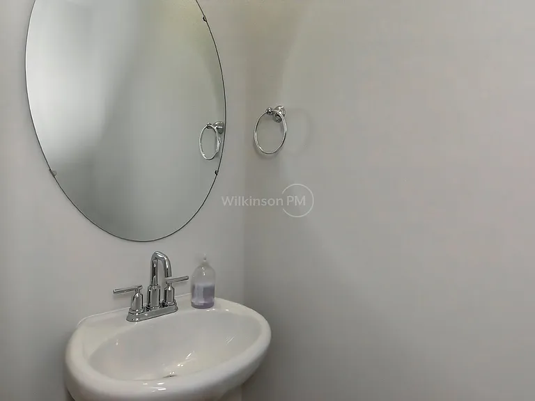 1152 Harland St — Photo 15