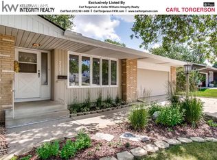 7121 Bristol Blvd, Edina, MN 55435
