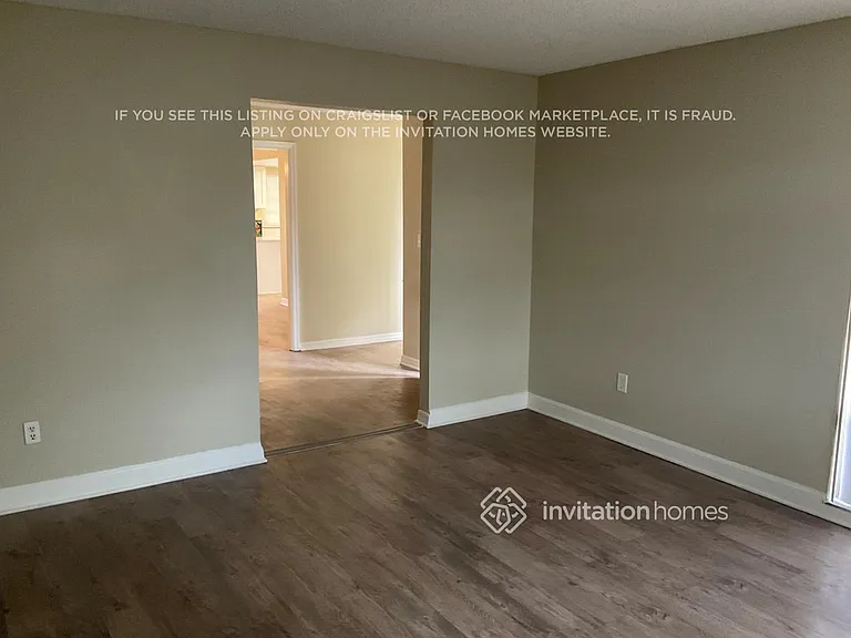 1504 Perez St — Photo 6