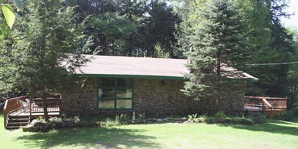 Streamfront Country Home