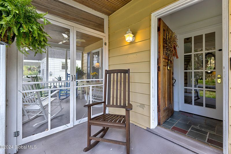 4th image of 45 Belle Avenue