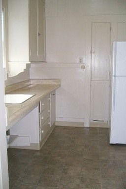 5th image of 731B Virginia St