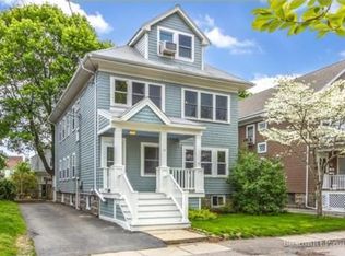 14 West St, Milton, MA 02186