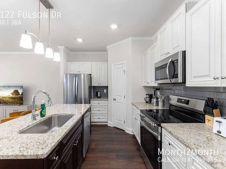 4122 Fulson Dr — Photo 6