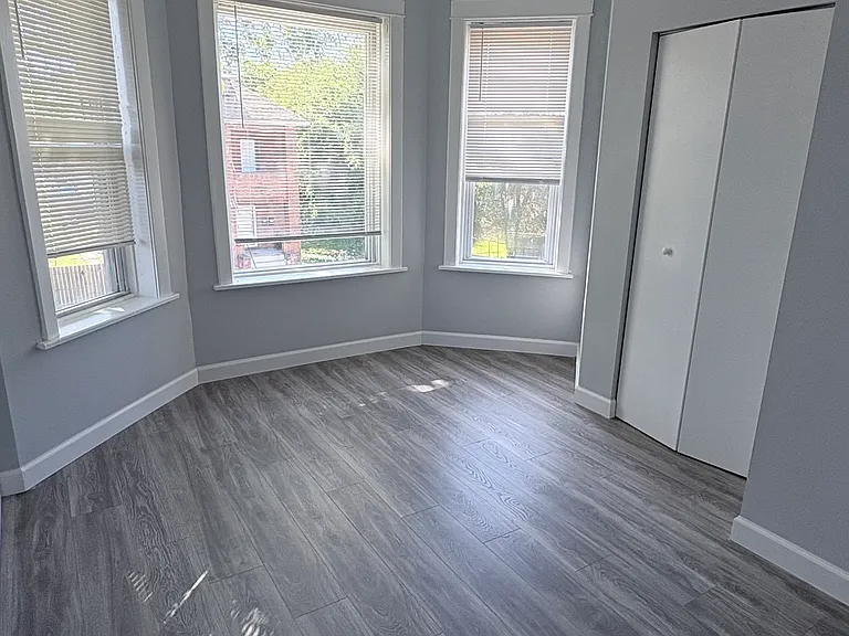 8211 S Escanaba Ave #2 — Photo 10