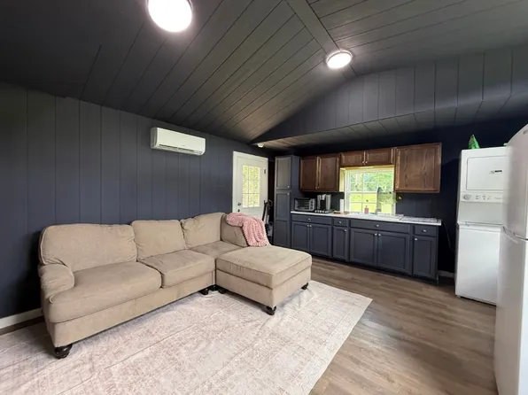 22787 Lanier Rd, Robertsdale, AL 36567