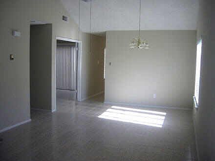3rd image of 2395 Crescent Park Dr #215