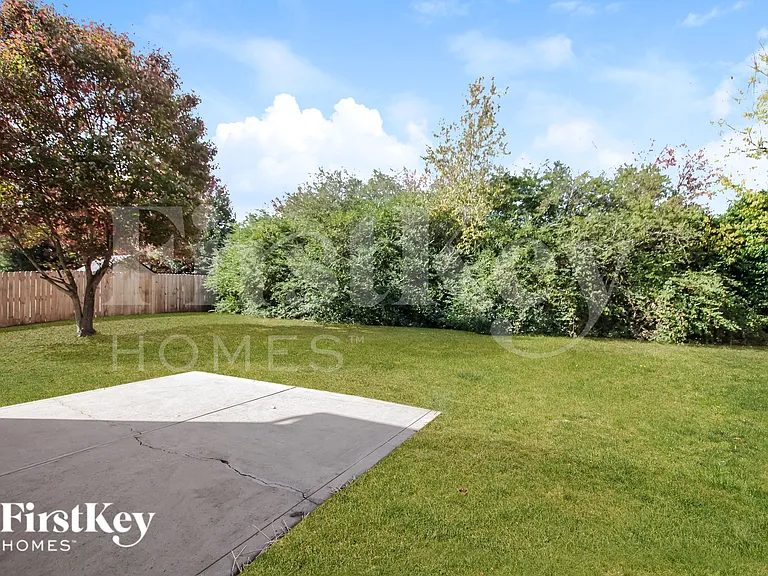 2819 Rosemeade Dr — Photo 17