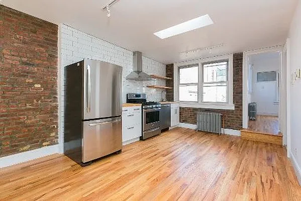 Rented by Dream Space Realty | media 26