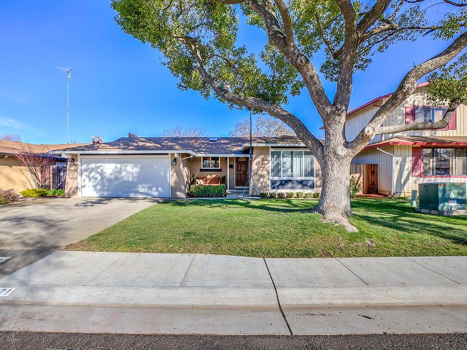 1st image of 8821 Garden Glen Way