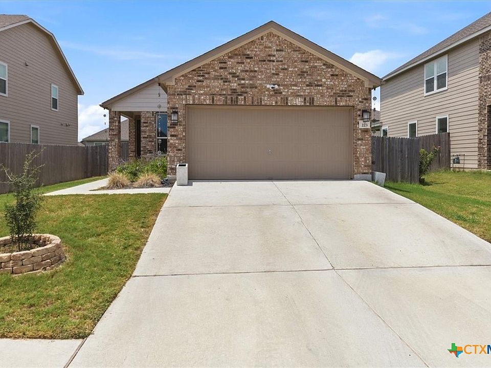 1st image of 223 Pitkin Dr