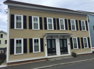 11 Prospect St, Newburyport, MA 01950
