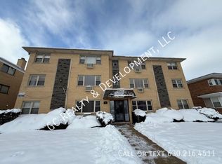 386 Alles St APT 103, Des Plaines, IL 60016