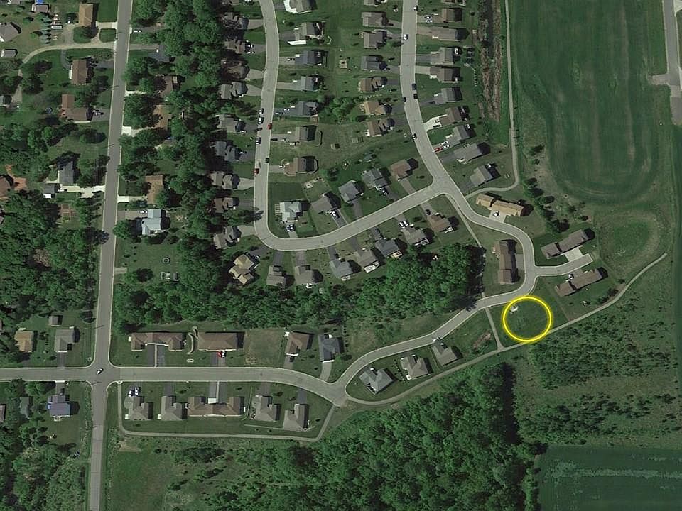1st image of 330 Jefferson Ln