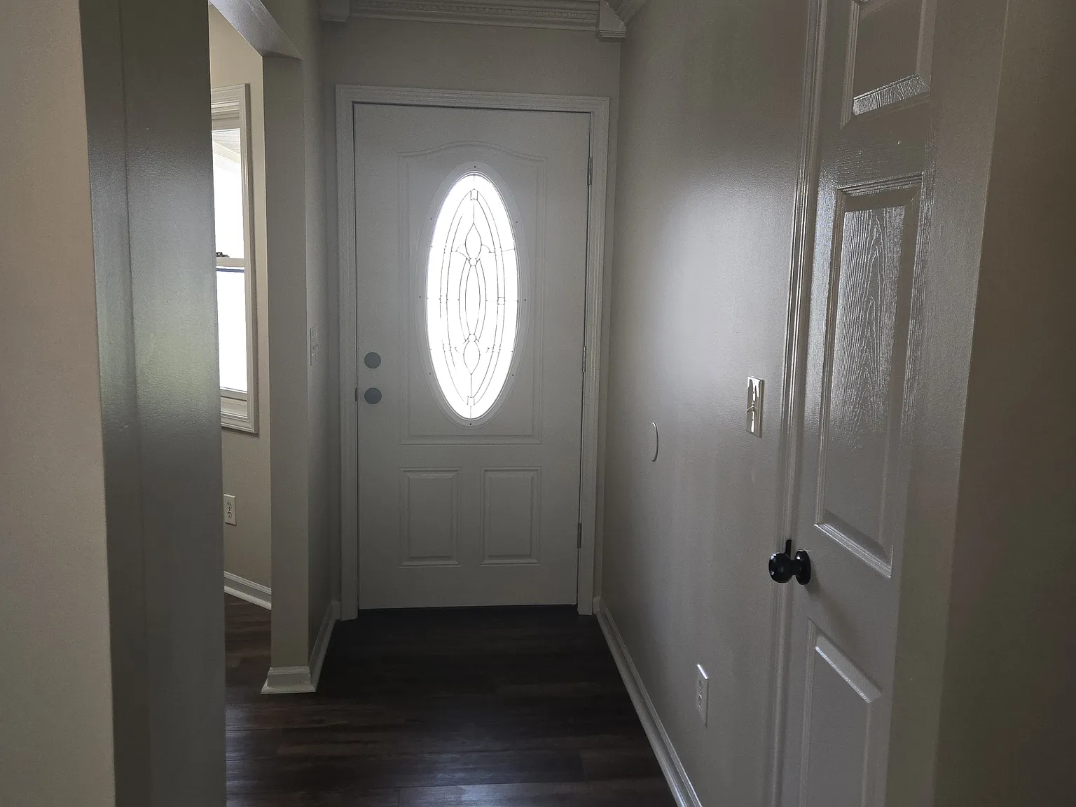 3 bed, 1320 sqft, $2,325 — Photo 3
