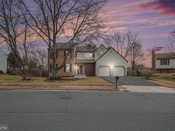 1309 Rock Chapel Rd, Herndon, VA 20170