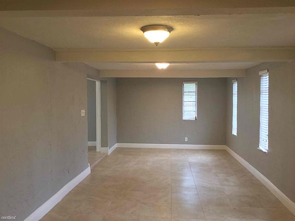 1_-_Full_Marketing_Photos-10