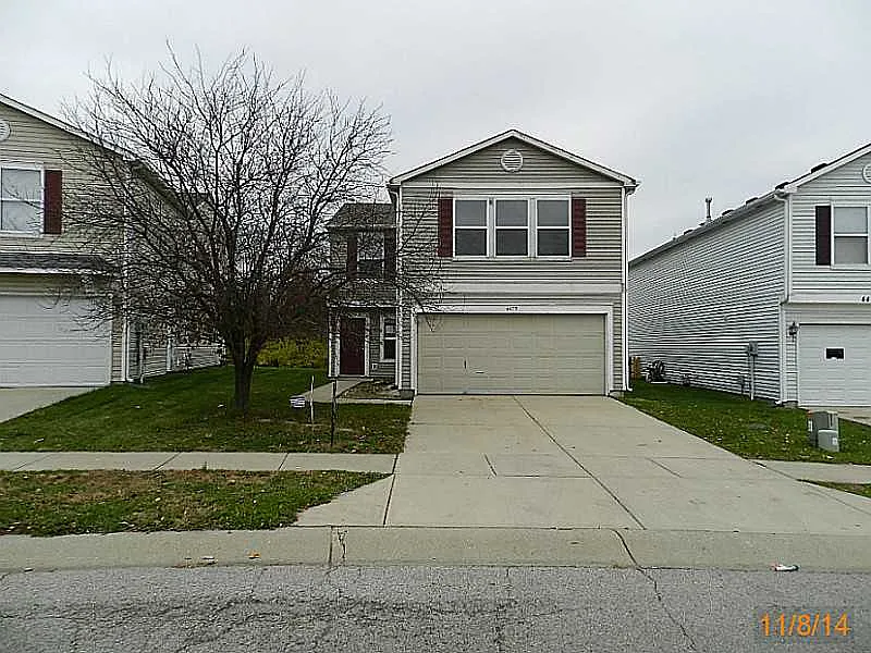 4475 Courtfield Dr photo 1
