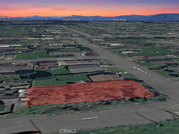 380 Del Monte St Lot 8, Crescent City, CA 95531