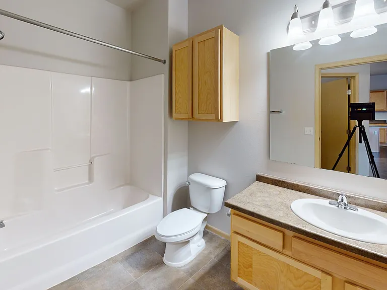 Cascades Apartments — Photo 34