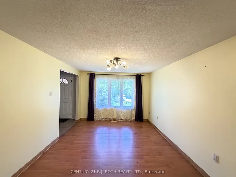 29 Irwin Dr #UPPER — Photo 10
