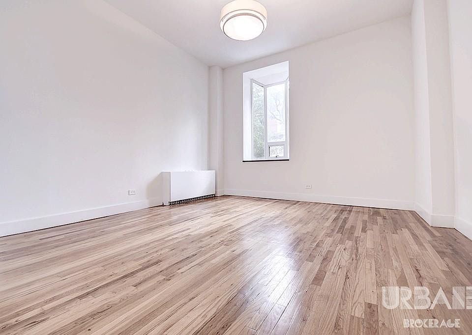 1st image of 123 Bank St APT 320