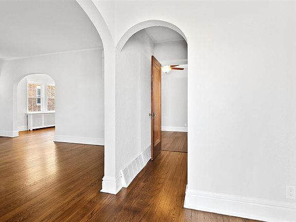 2nd image of 6412 Winona Ave