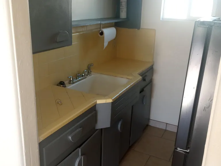 523 N Main St #4 — Photo 10