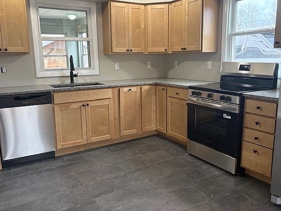 2nd image of 8 Belmont Ave Extension