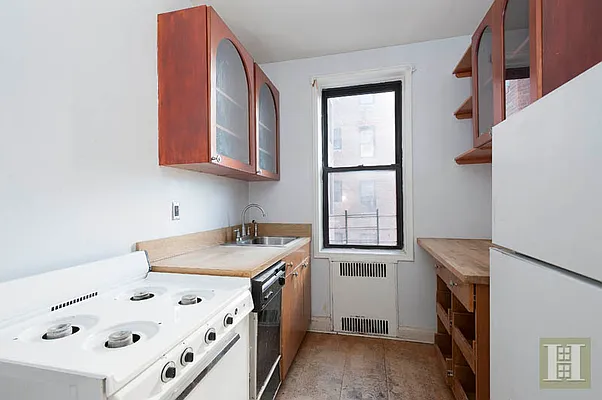 Sold by Halstead Real Estate | media 4
