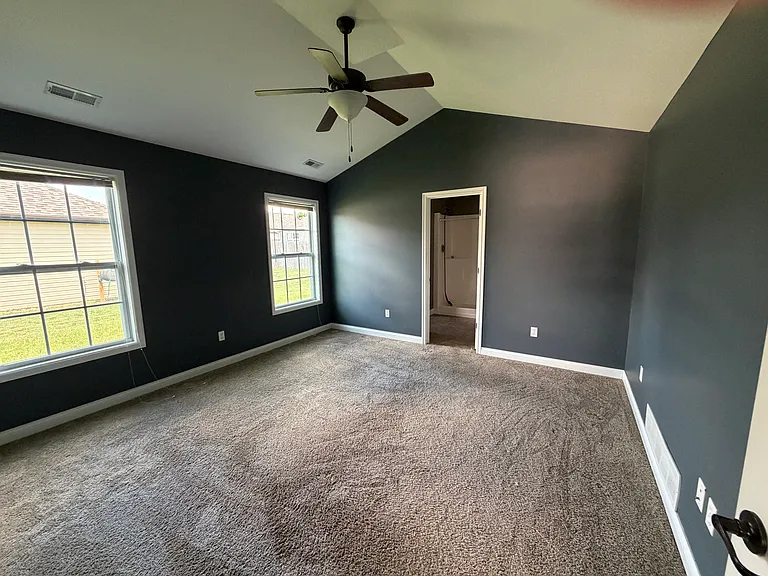 5811 Islip Dr — Photo 15