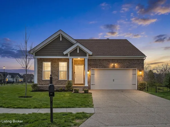 8816 Sanctuary Ln, Louisville, KY 40291