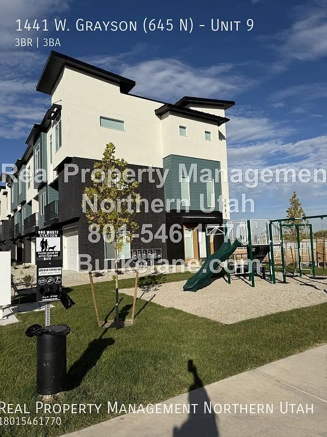 Where Comfort Meets Convenience. Elevated Townhome Living — Photo 2