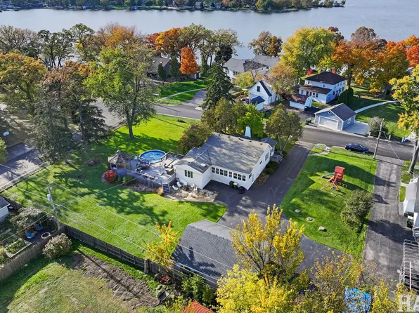 42665 N Addison Ln, Antioch, IL 60002