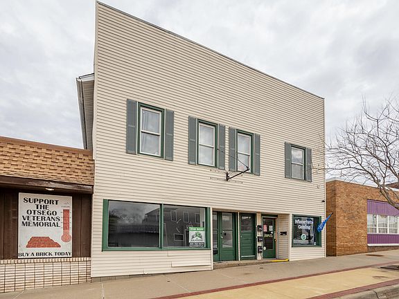 2nd image of 120 N Farmer St