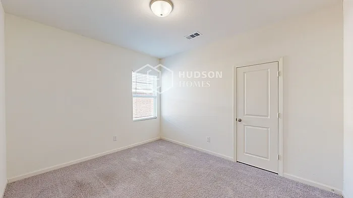 744 Devonshire Dr — Photo 21