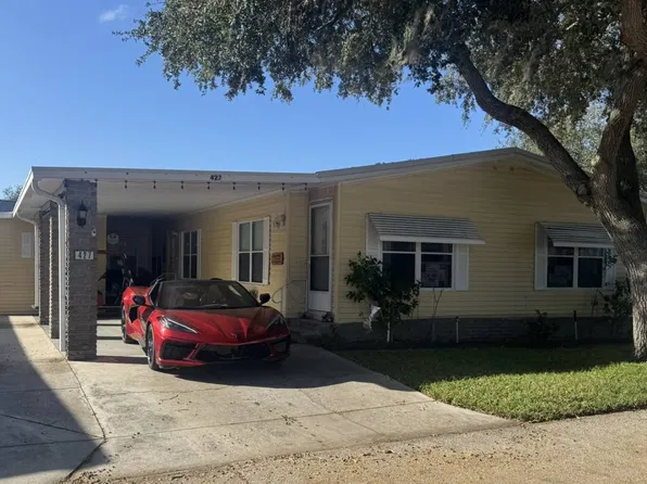 427 S Edgewater Dr, Plant City, FL 33565
