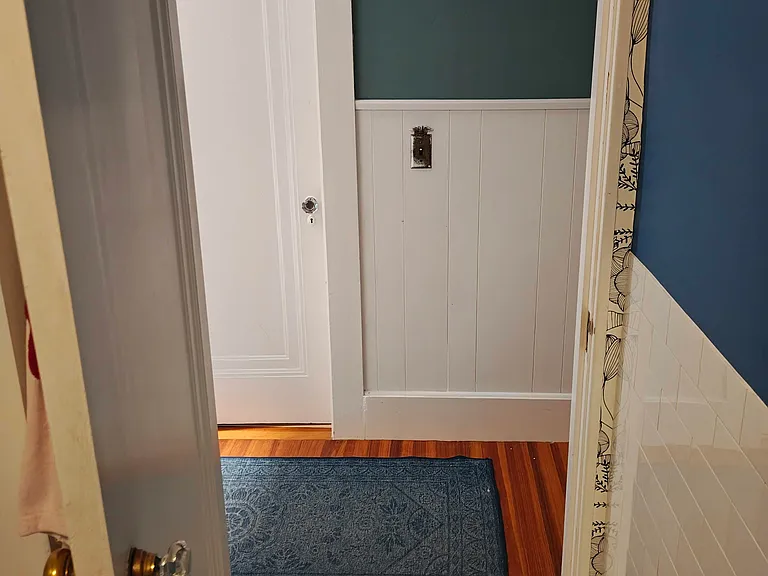29 Roslyn Ave — Photo 87