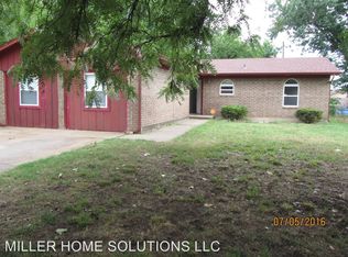 205 W Campbell Dr, Midwest City, OK 73110