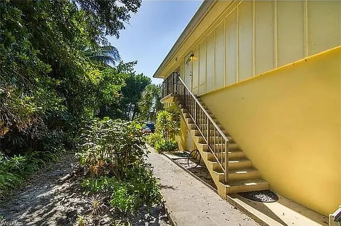 2 bed, 1600 sqft, $2,975 — Photo 3