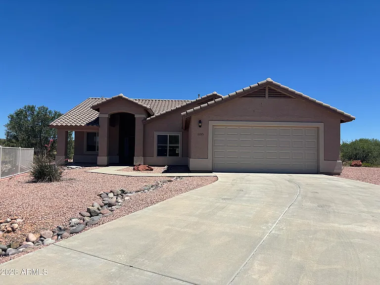 1095 S Forest Ridge Dr — Photo 1