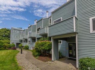 21925 7th Ave S APT 102, Seattle, WA 98198