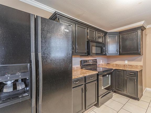 5th image of 407 Fagan St