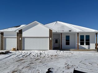 15100 Yellowstone Dr, South Beloit, IL 61080
