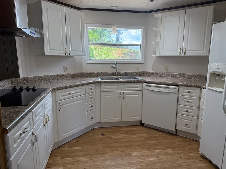 4740 Fowler Trl — Photo 8