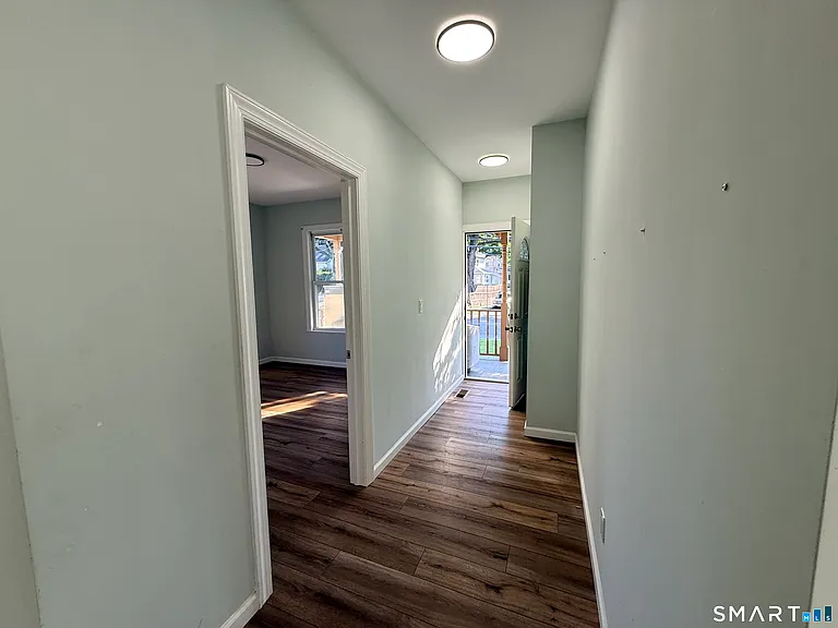 26 Taylor Ave — Photo 25