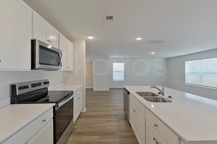 111 Overstreet Way — Photo 7