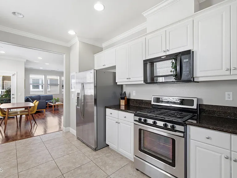 3146 N Ventura Rd — Photo 14