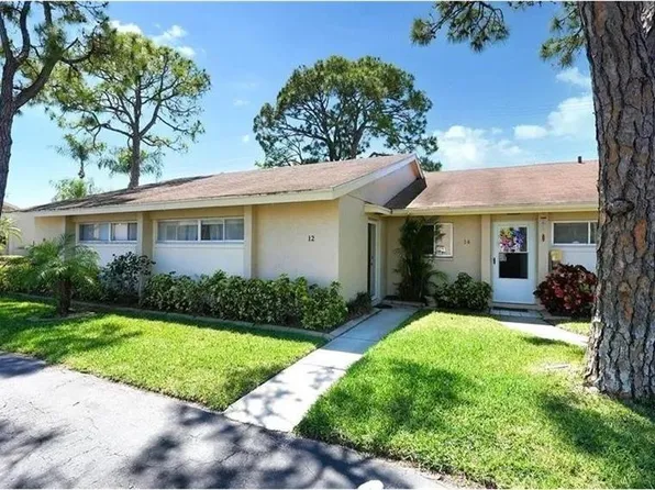 2782 Woodgate Ln APT 12, Sarasota, FL 34231