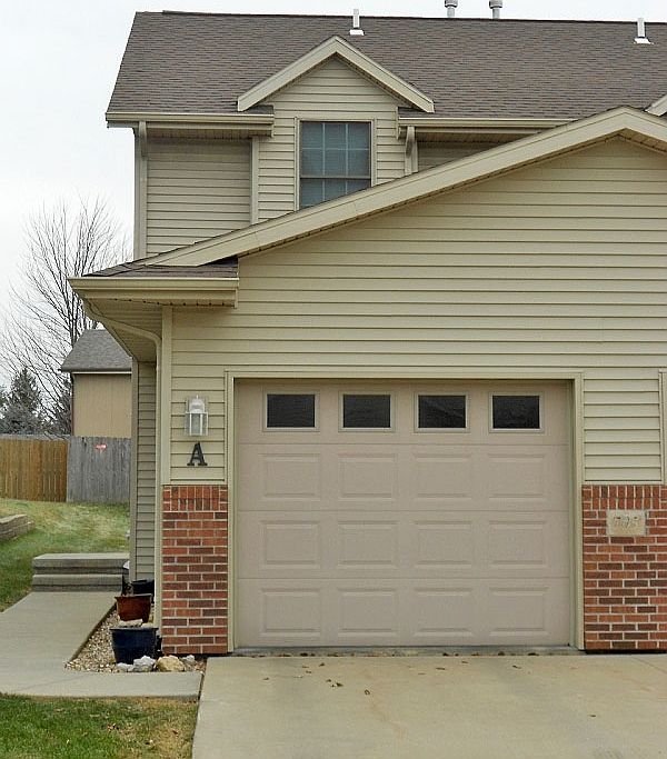 Front View of Home